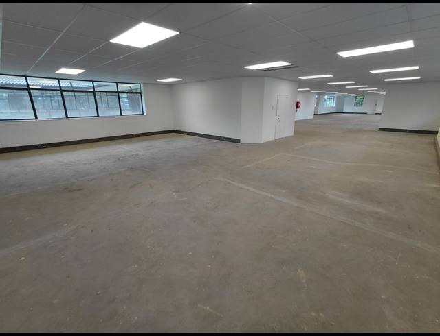 1,765M² OFFICE TO LET IN RANDJESPARK